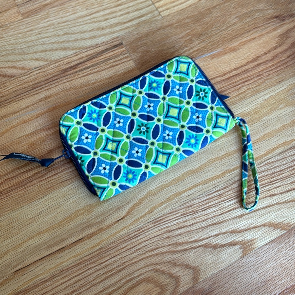EUC Vera Bradley wristlet